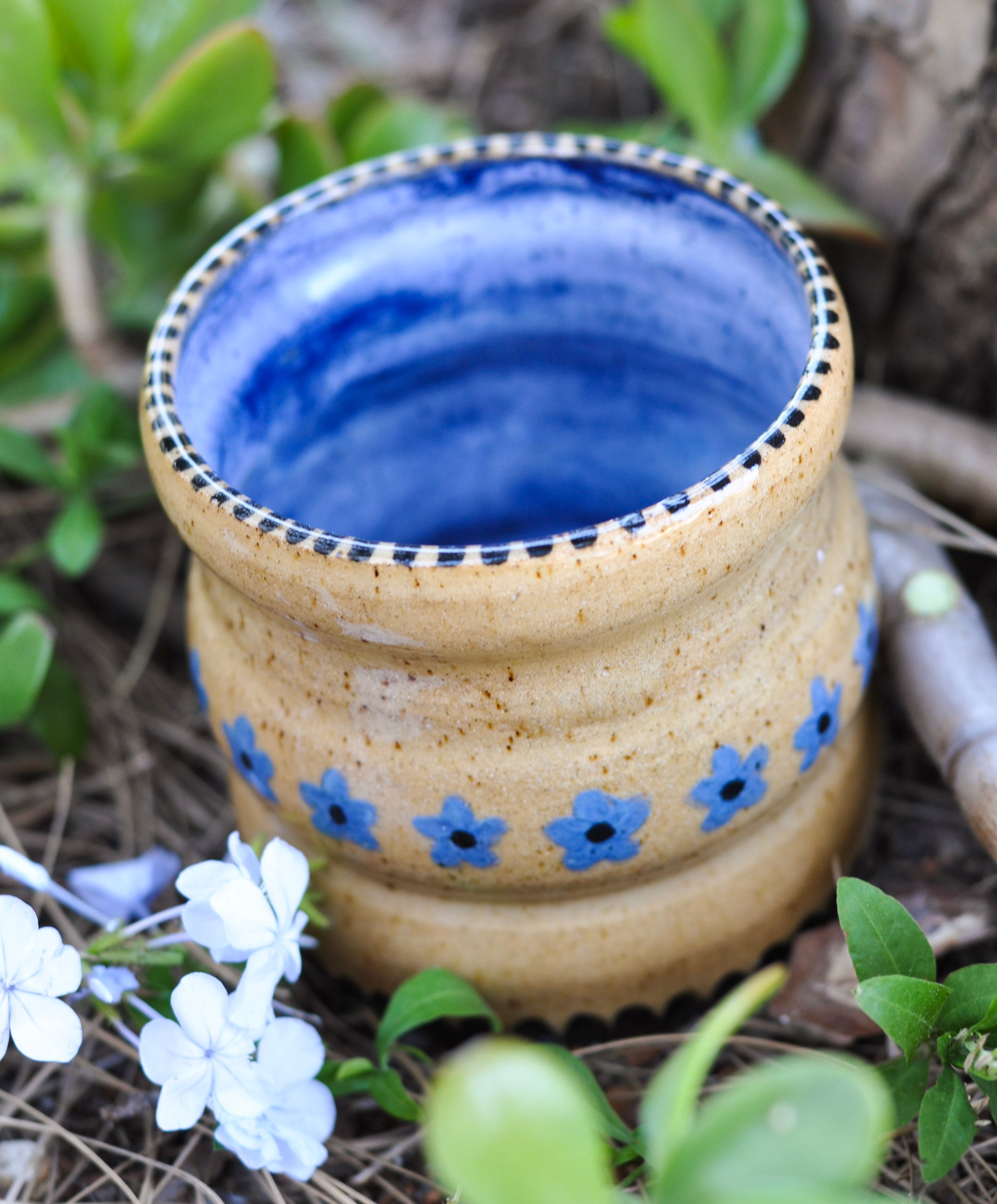 Cobalt Daisy Vessel