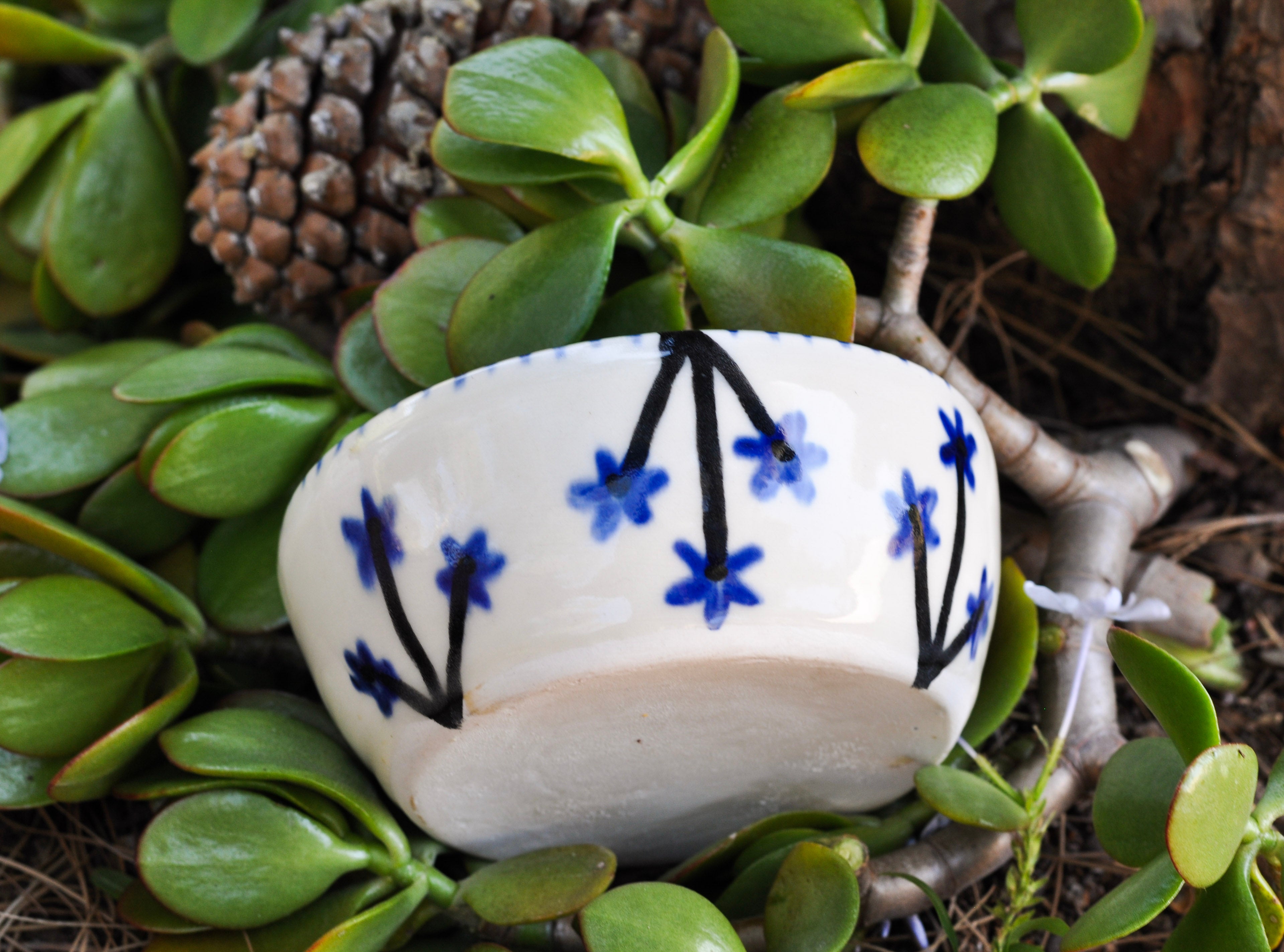 Medium Cobalt Daisy Porcelain Bowl